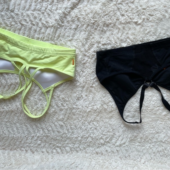 Two Lucy bras - Picture 2 of 2